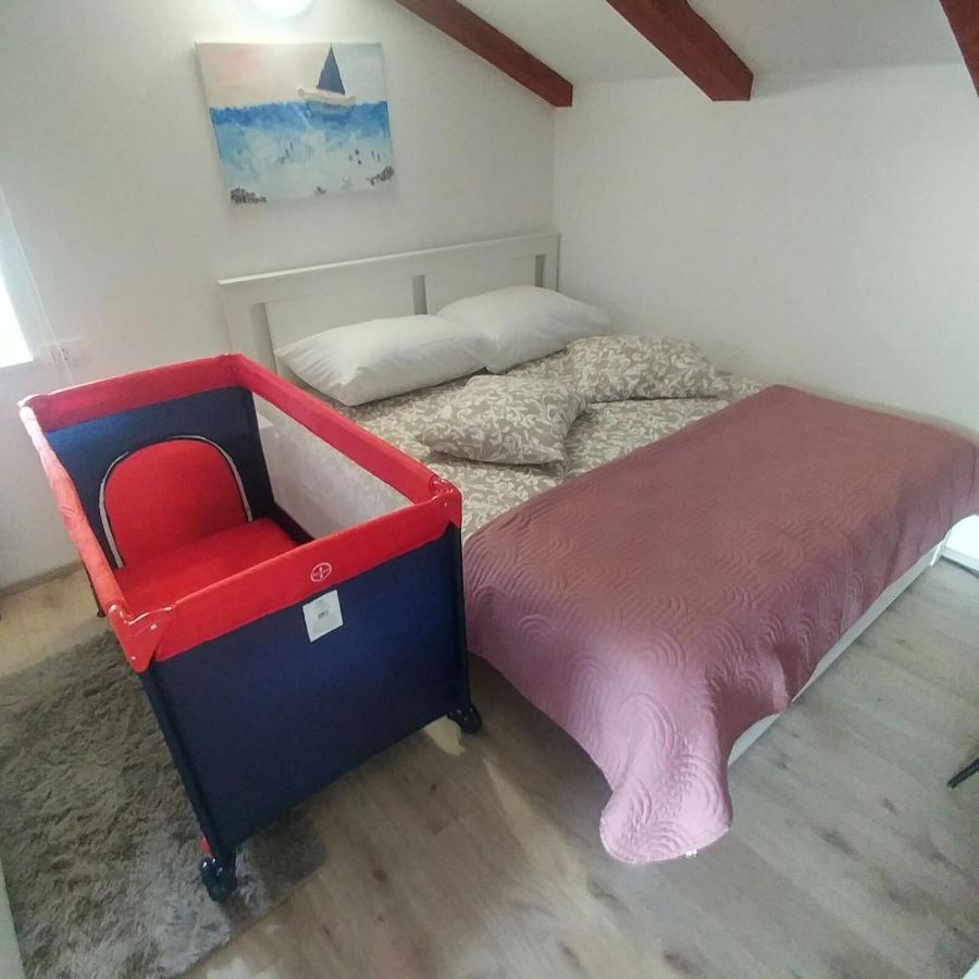 Apartman Sunset Plomin Exterior foto
